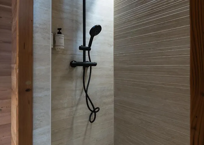 Sorelle Chalet, Spa, Indoor Pool, View *